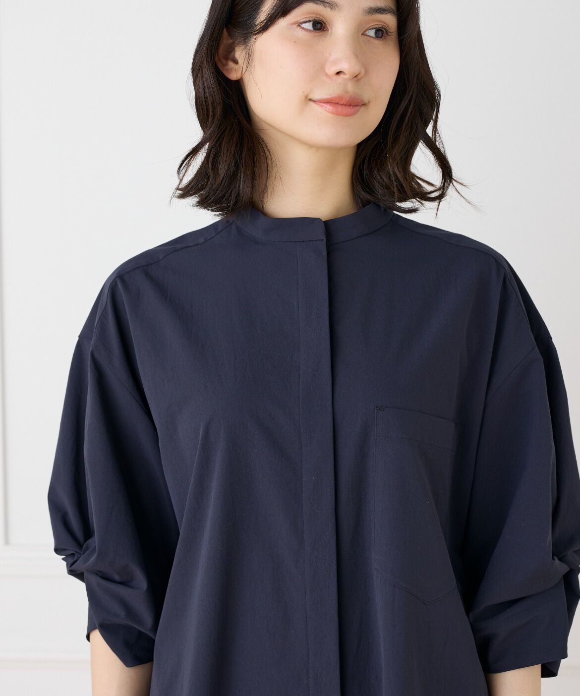 DAY by DAY it&rsquo;s international「バンドカラーツイストスリーブワンピース」|ワンピース|