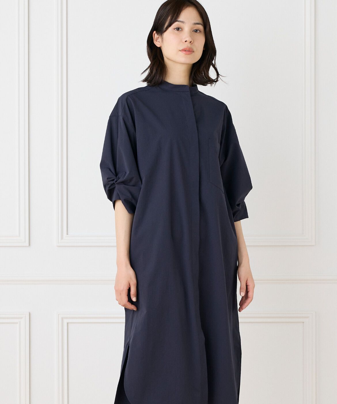 DAY by DAY it&rsquo;s international「バンドカラーツイストスリーブワンピース」|ワンピース|ネイビー