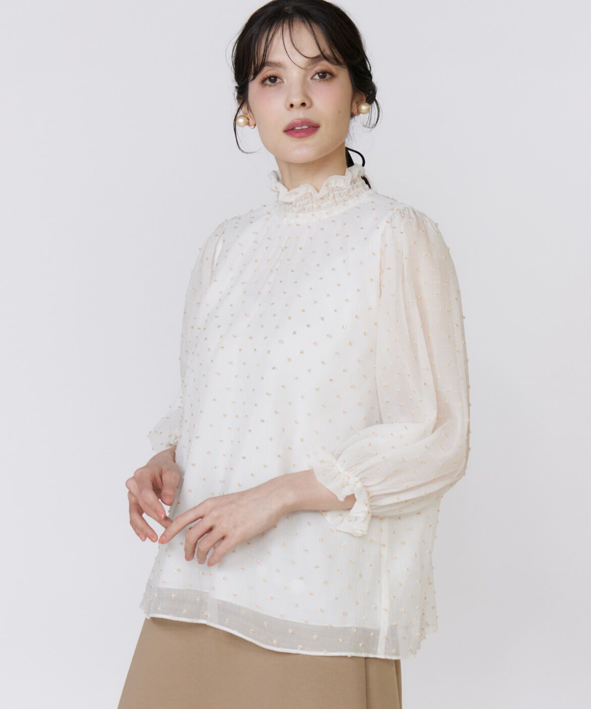 Maglie le cassetto「《大きいサイズ》ドットラメ楊柳ジャガードブラウス《M Maglie le cassetto》」|シャツ・ブラウス|