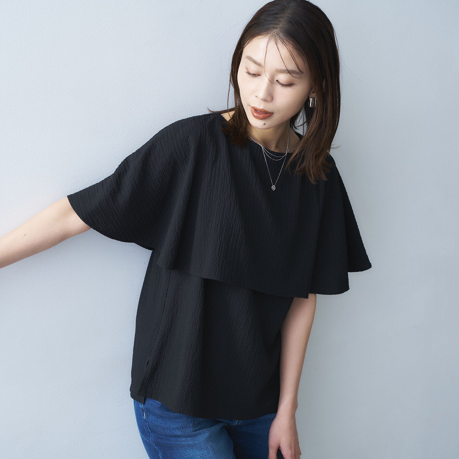 UNTITLED「ケープデザインブラウス」|シャツ・ブラウス|ブラック(019)