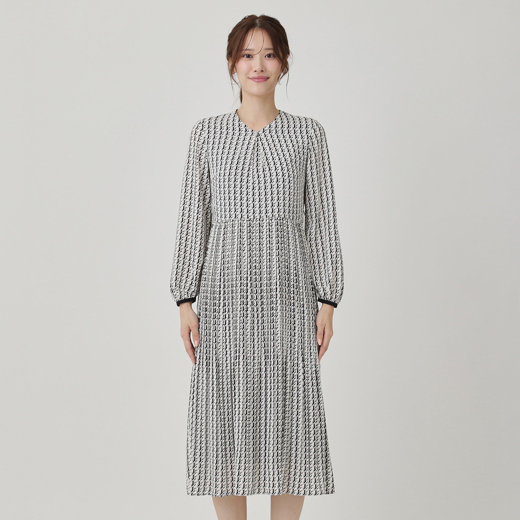 COUP DE CHANCE「【ボウ取外し可】幾何柄プリーツワンピース」|ワンピース|
