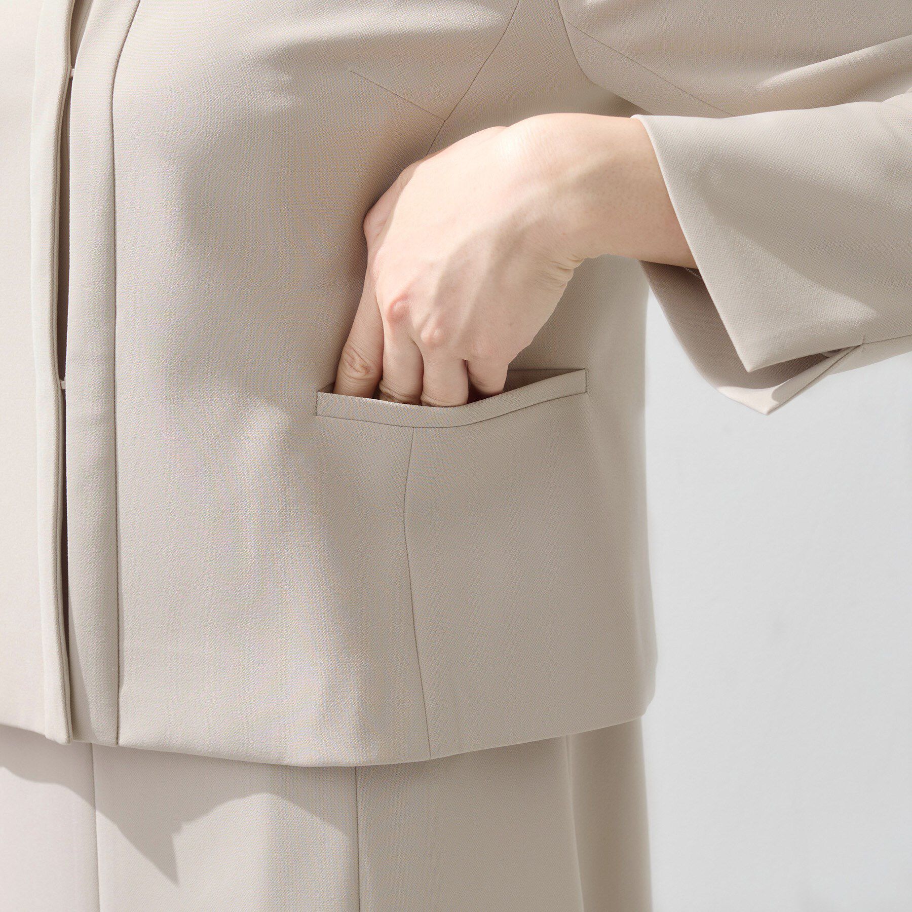 INDIVI「【上品光沢／セレモニー／SETUP可能】切り替えデザインジャケット」|ノーカラージャケット|