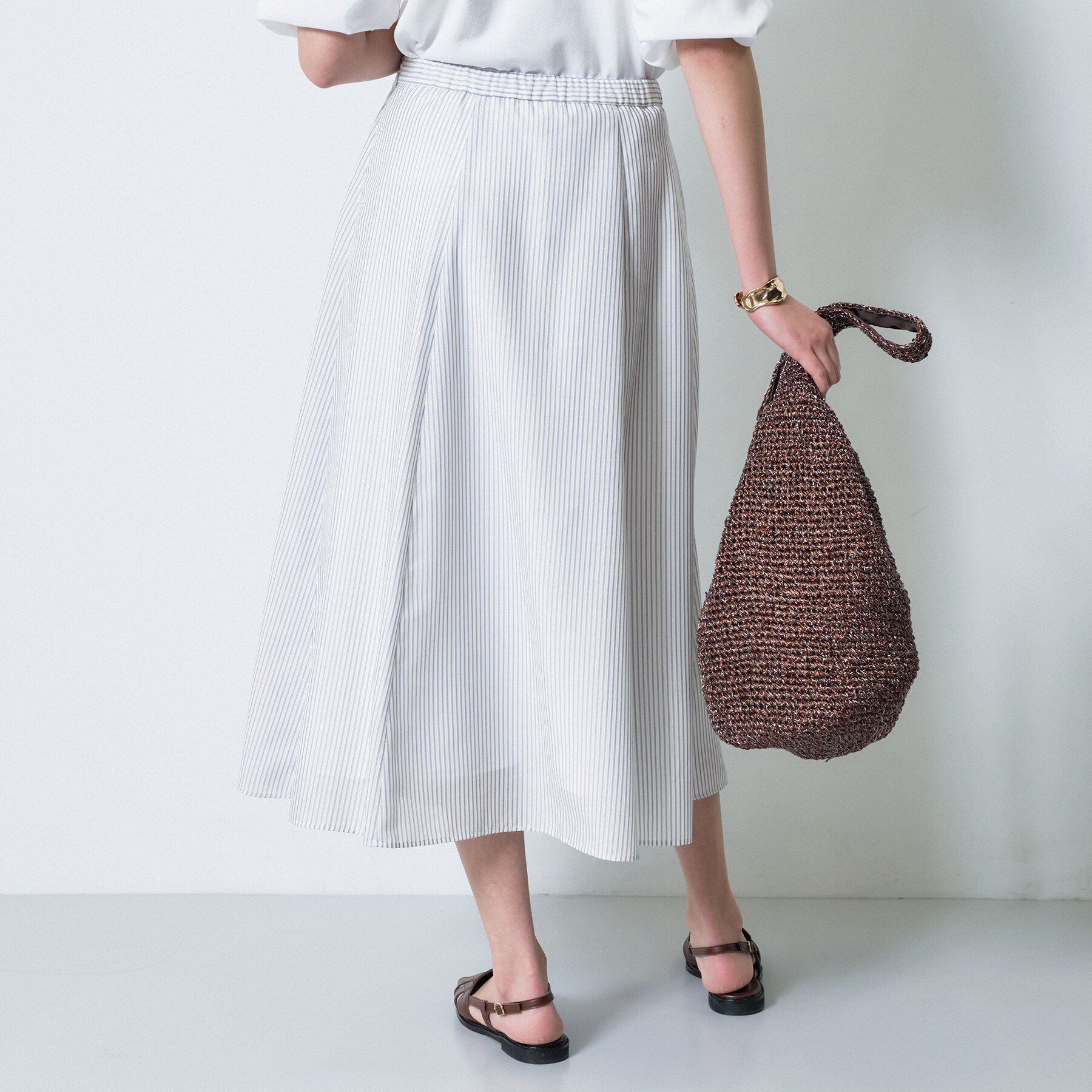 INDIVI「【洗える／SETUP可能】シアーシャンブレータックフレアスカート」|スカート|