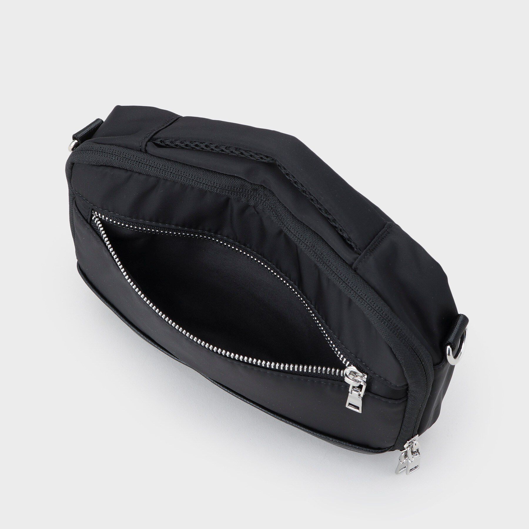 tk.TAKEO KIKUCHI「シュリンクミニショルダーバッグ」|ショルダー・メッセンジャー|