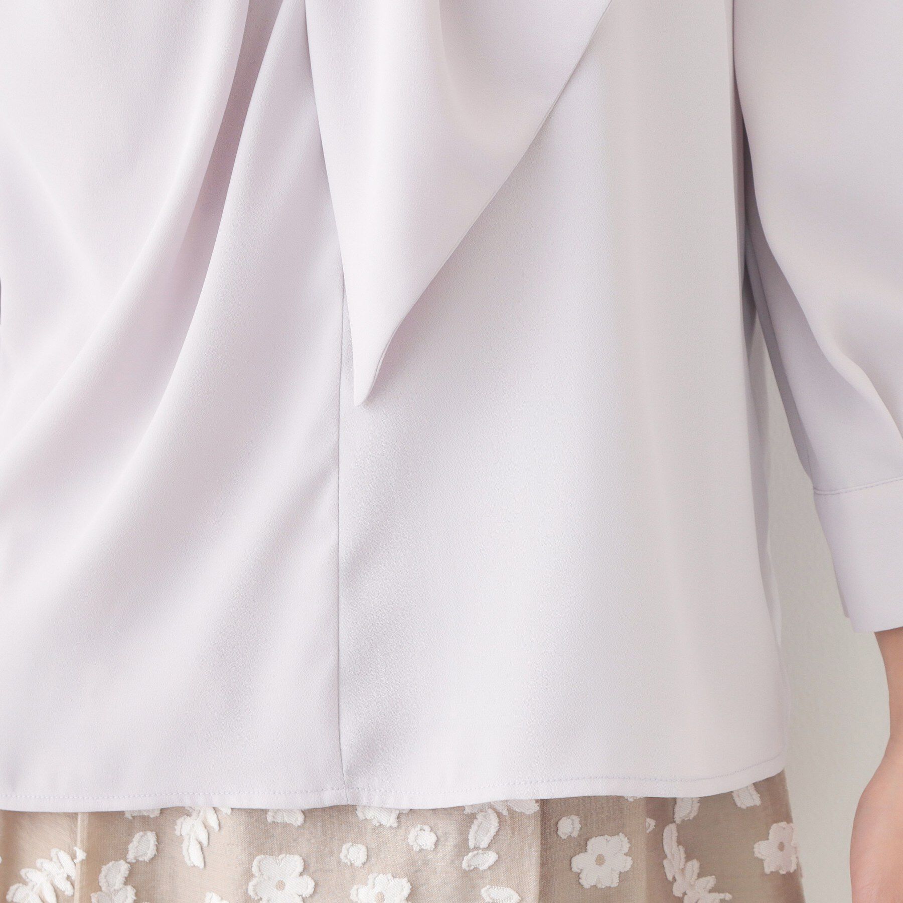 index「アシメドレープボウタイブラウス【洗濯機OK/イージーアイロン】」|シャツ・ブラウス|