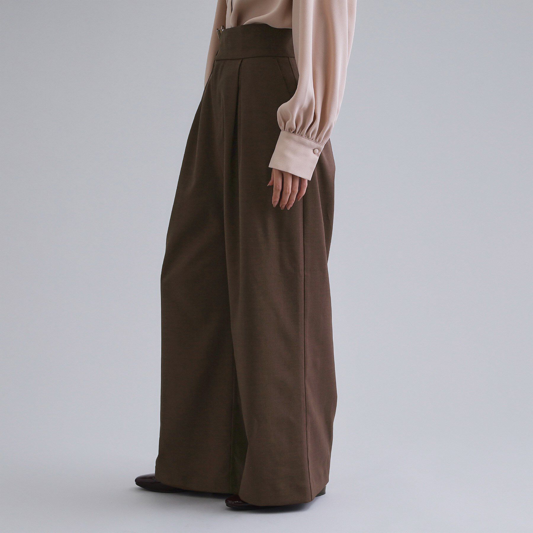 OPAQUE.CLIP「【es】ハイウエストタックワイドパンツ【洗濯機洗い可】」|その他|