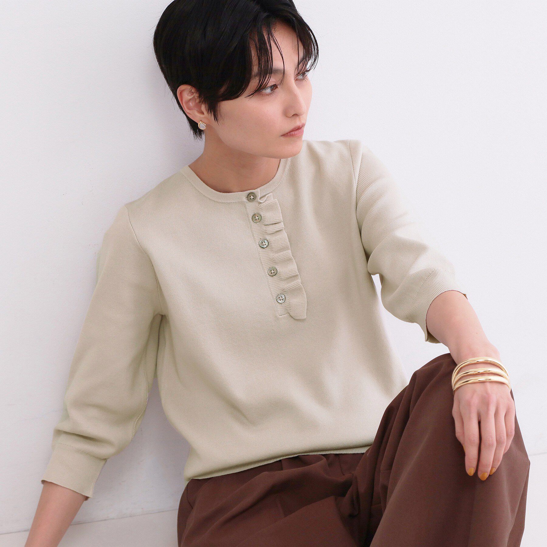 OPAQUE.CLIP「フリルヘンリーネックニット【洗濯機OK/抗ピル】」|ニット・セーター|ライトグレー(011