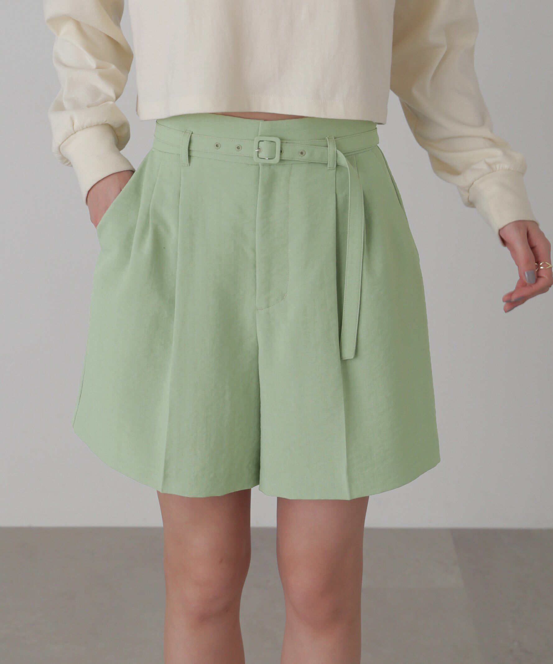  「[低身長サイズ/Sシリーズ]気流染めベルト付ショートパンツ」|その他|ライトグリー