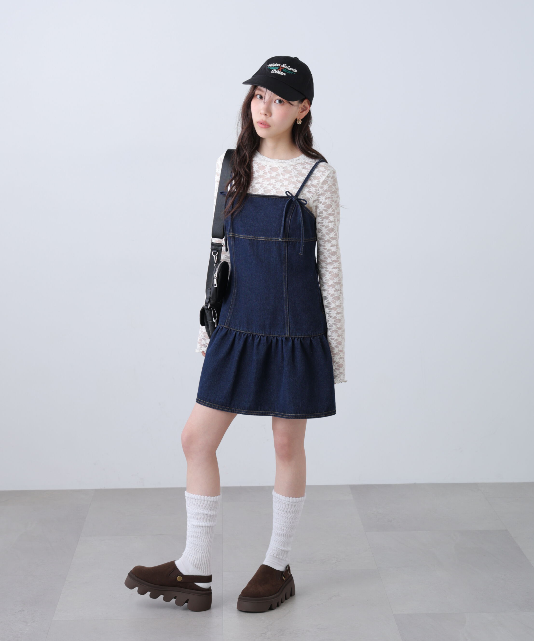  「裾フリルミニ丈キャミワンピース」|ワンピース|