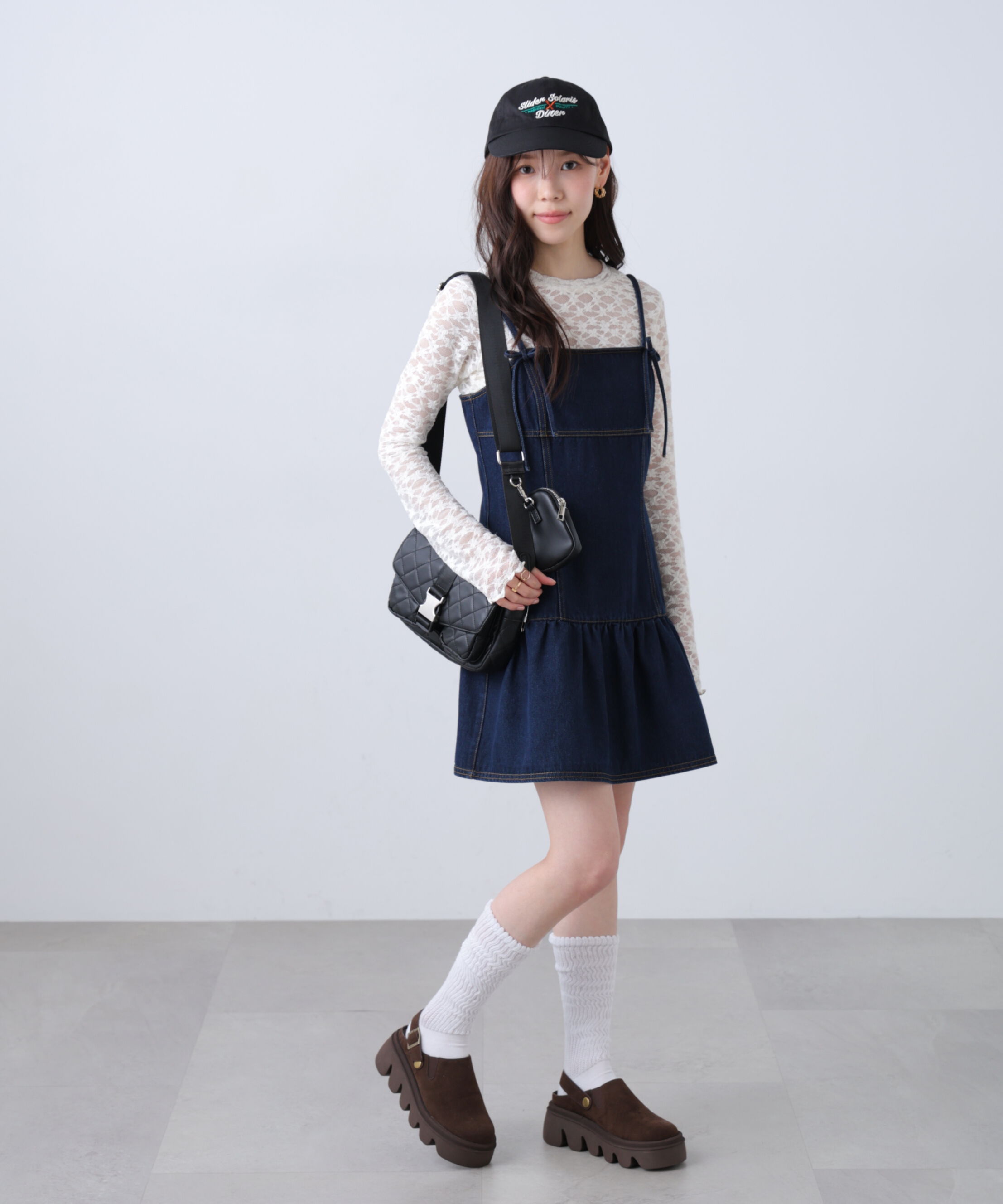  「裾フリルミニ丈キャミワンピース」|ワンピース|