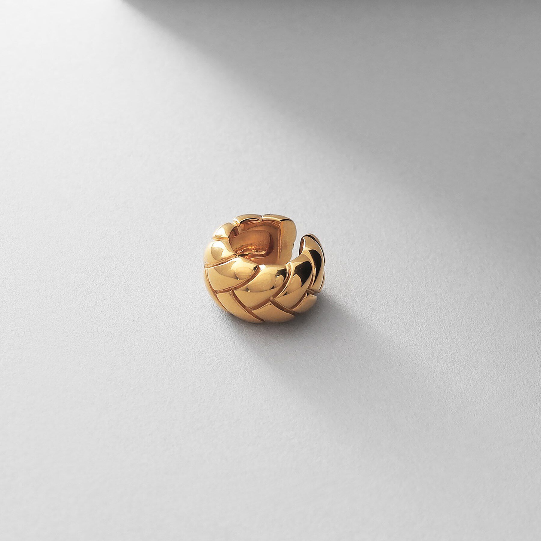 COCOSHNIK ONKITSCH「シルバー ブリックモチーフ イヤーカフ GP」|イヤリング|