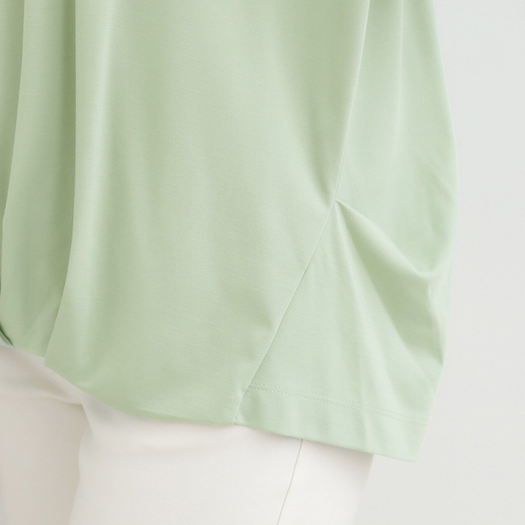 SHOO･LA･RUE「【ひんやり/UV/インしない】とろみフロントタック7分袖ゆるトップス」|Tシャツ・カットソー|