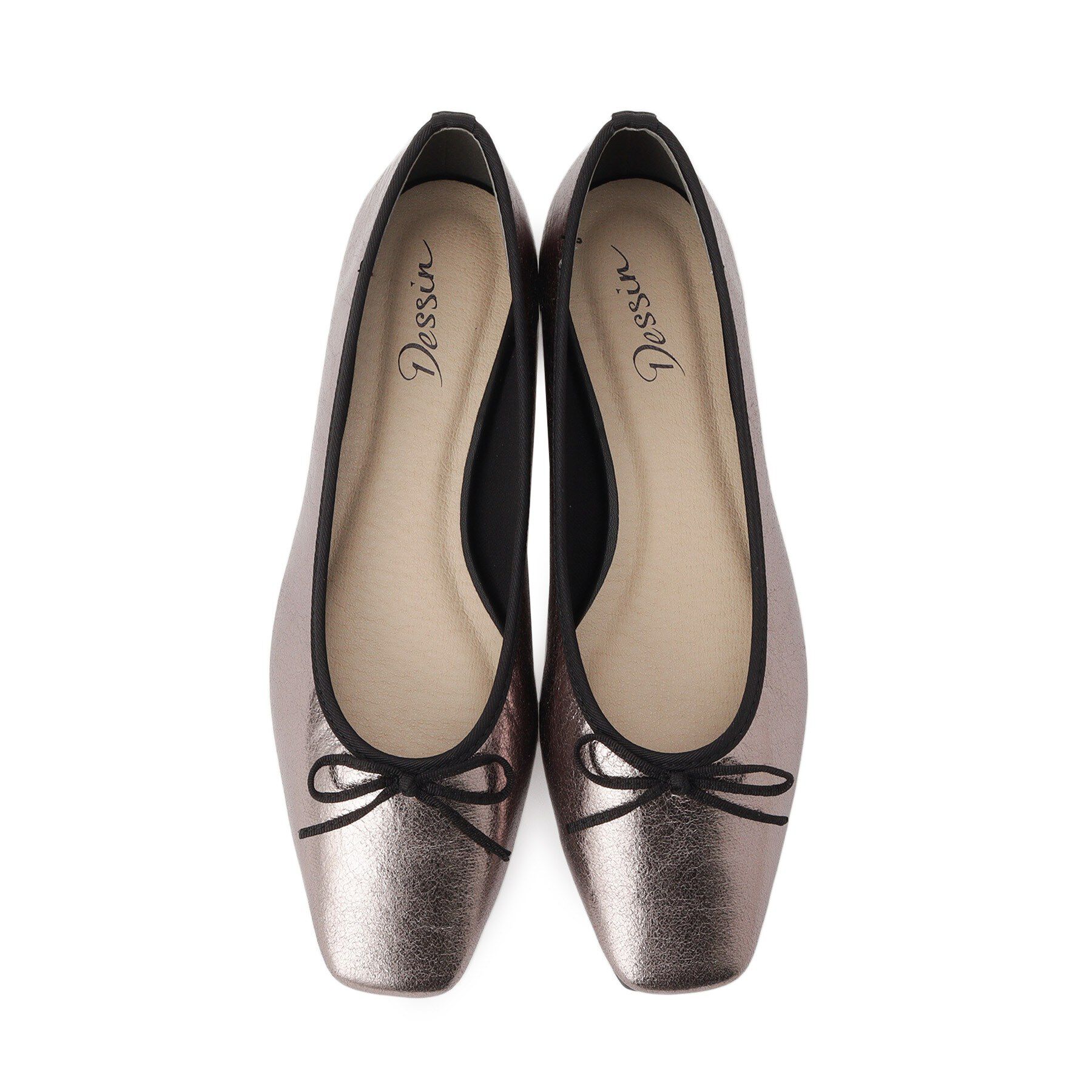 Dessin「レザー調スクエアトゥ  フラットパンプス」|パンプス|