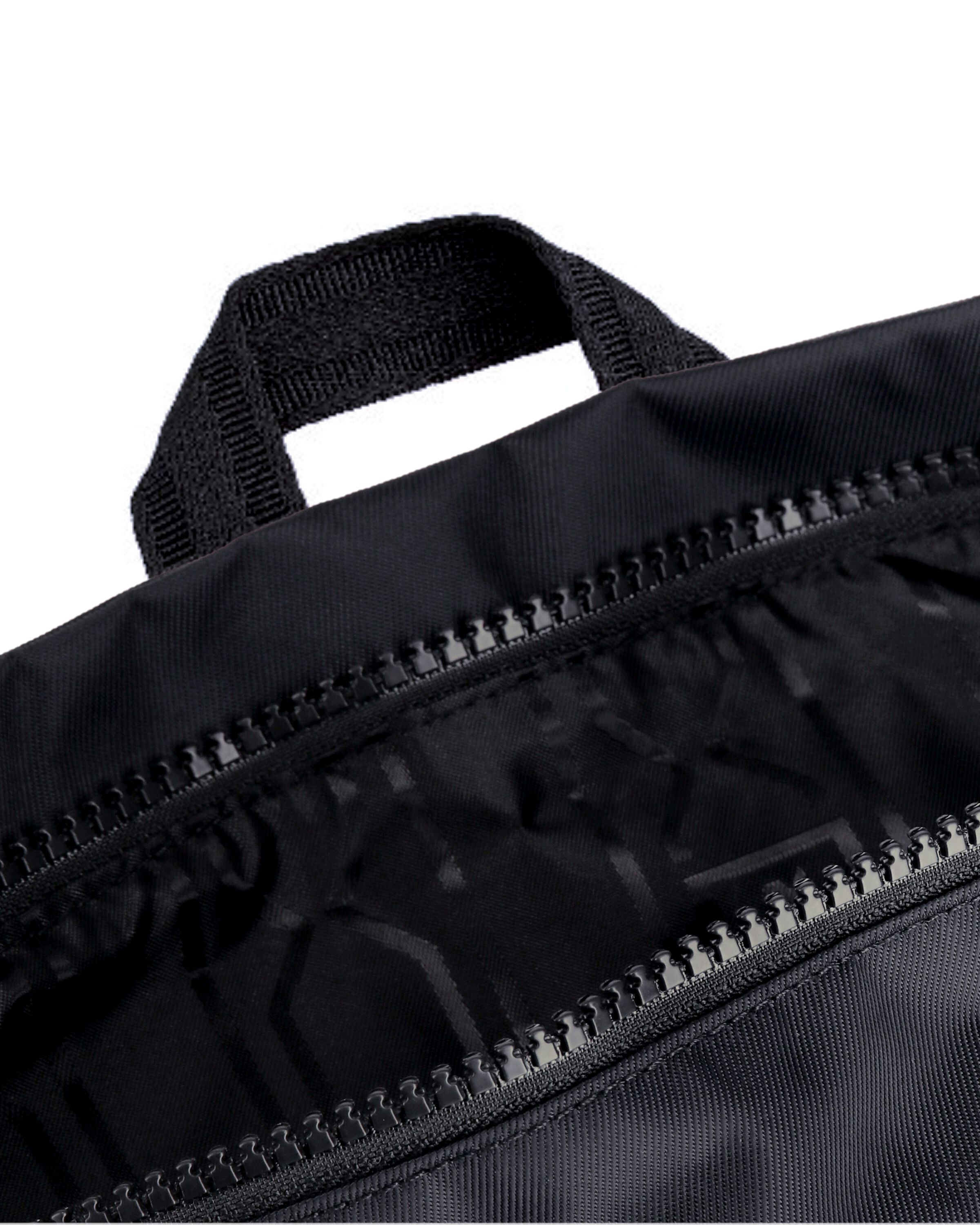 HUNTER「ナイロン パイオニア ミディアム トップクリップ バックパック ボーン イン スコットランド」|リュック|