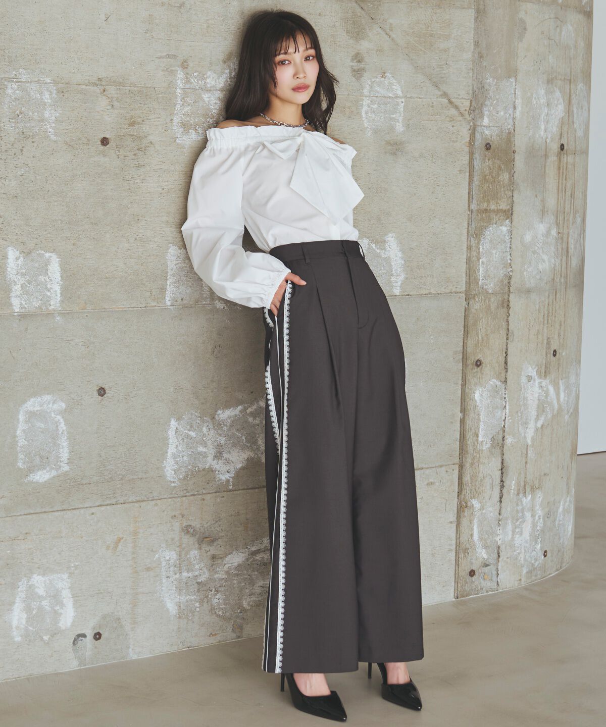 アンドクチュール「サイドレースラインパンツ」|その他|ﾁｬｺｰﾙｸﾞﾚｰ