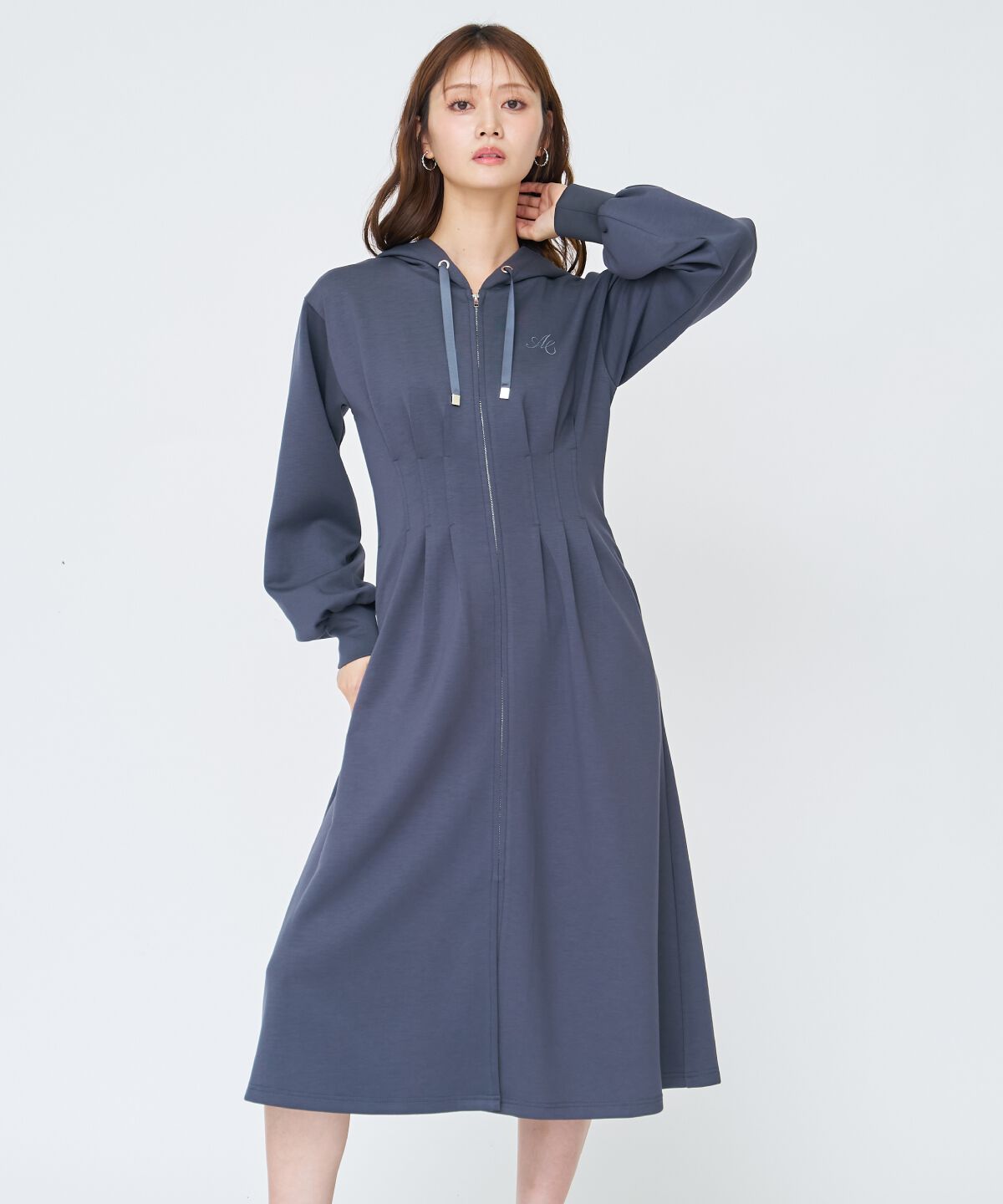 アンドクチュール「フード付きZIPワンピース」|ワンピース|ﾁｬｺｰﾙｸﾞﾚｰ