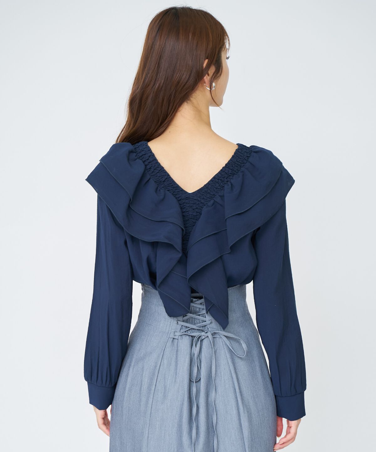 アンドクチュール「シャーリングフリルブラウス」|シャツ・ブラウス|