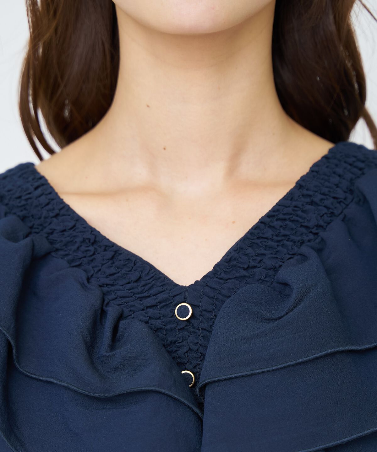 アンドクチュール「シャーリングフリルブラウス」|シャツ・ブラウス|