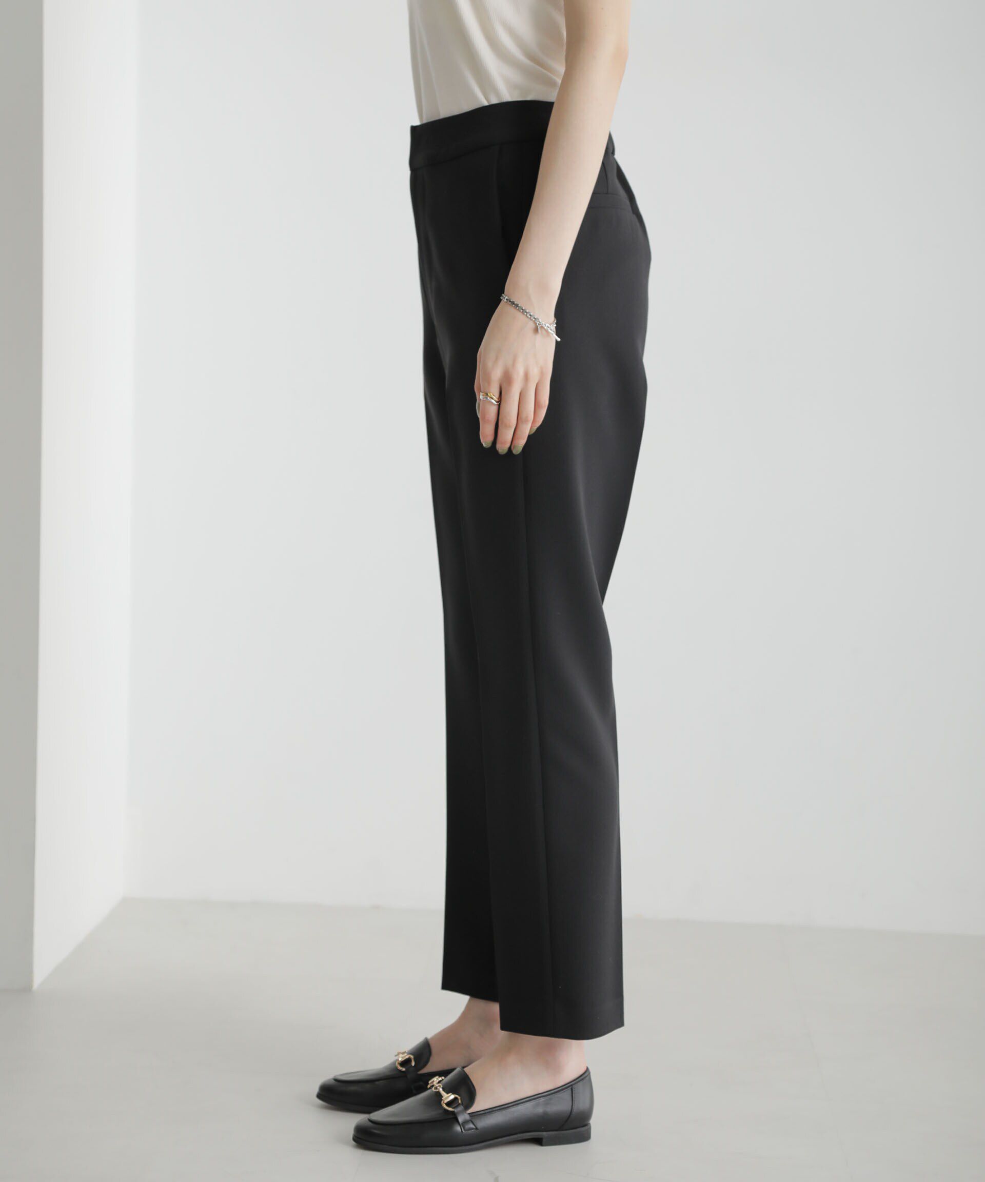 nano･universe「スリムテーパードパンツ」|スラックス|