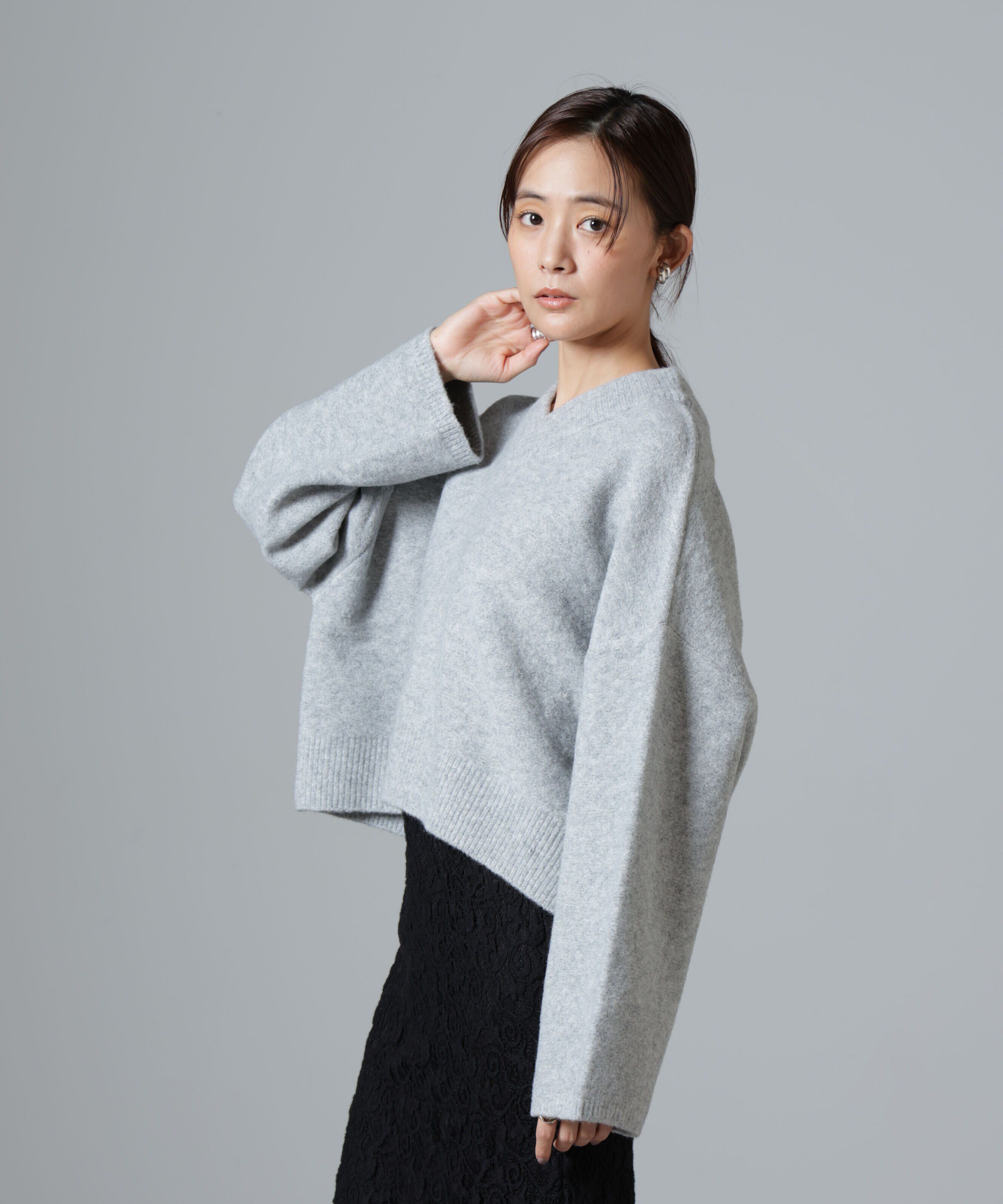 nano･universe「ウール混圧縮ニットワイドVネックプルオーバー」|ニット・セーター|グレー