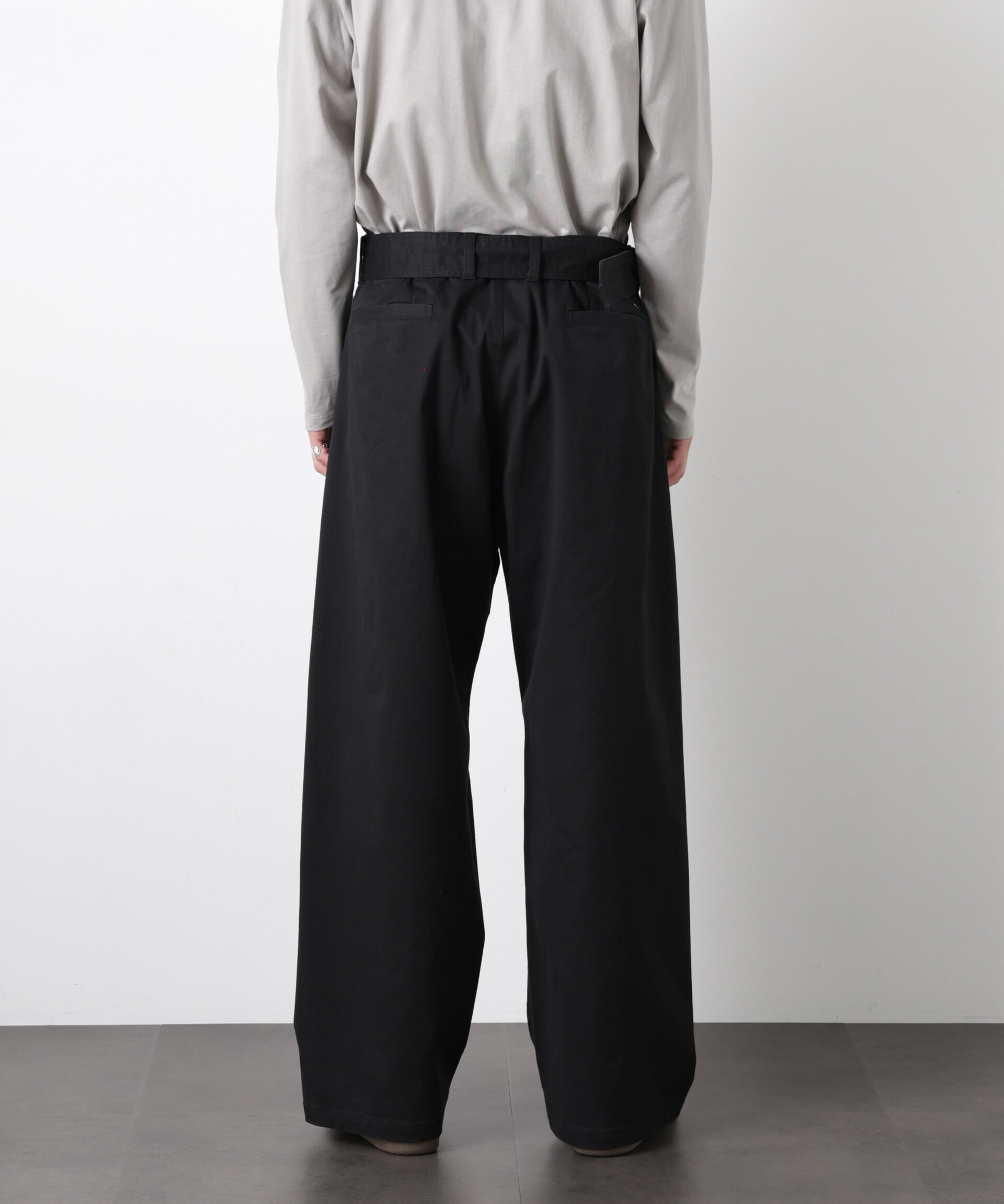 nano･universe「｢ASSEMBLANC｣ベルテッド3Dパンツ」|チノ|