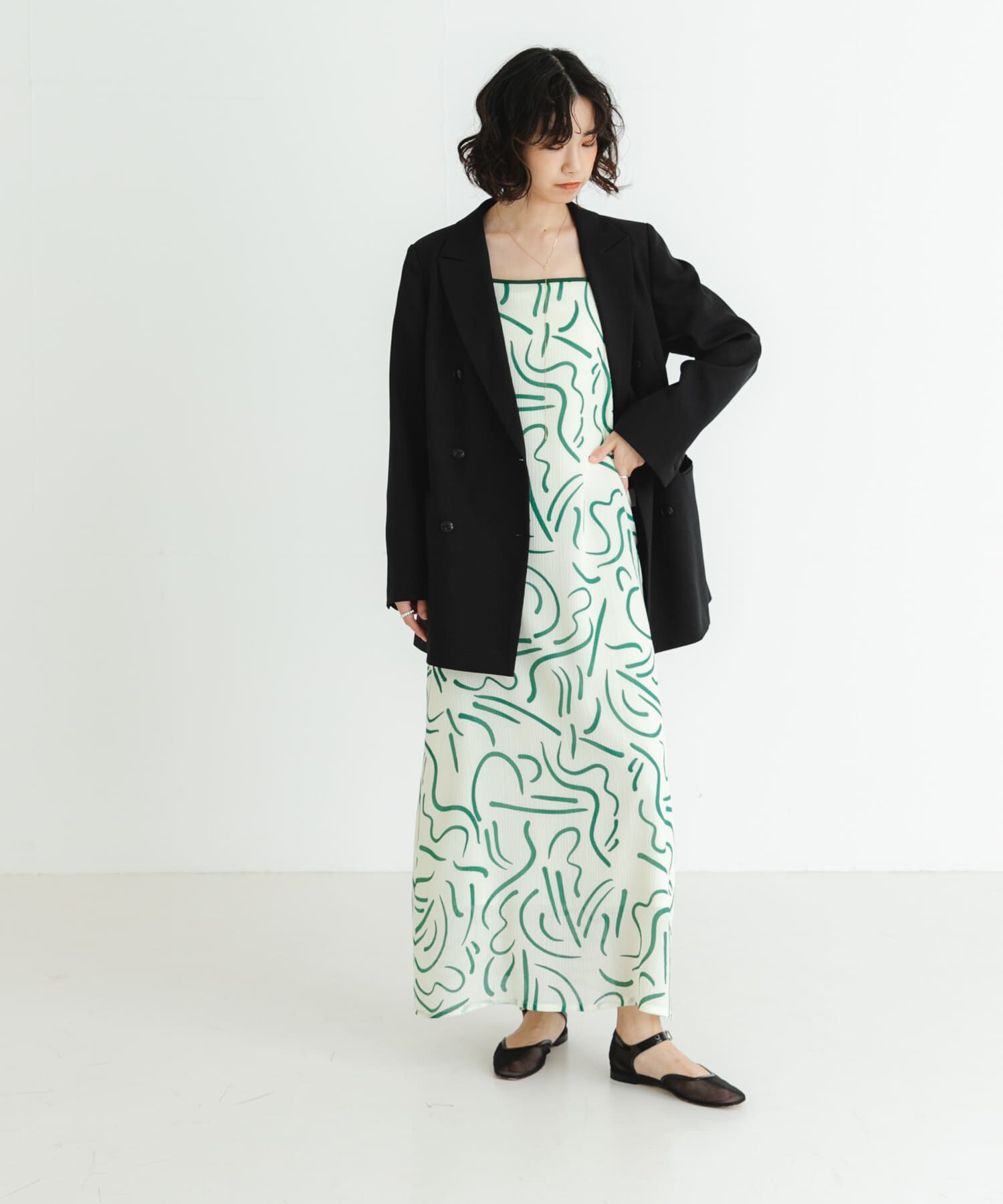 URBAN RESEARCH「『イージーケア』ドローイングアートプリントワンピース」|ワンピース|