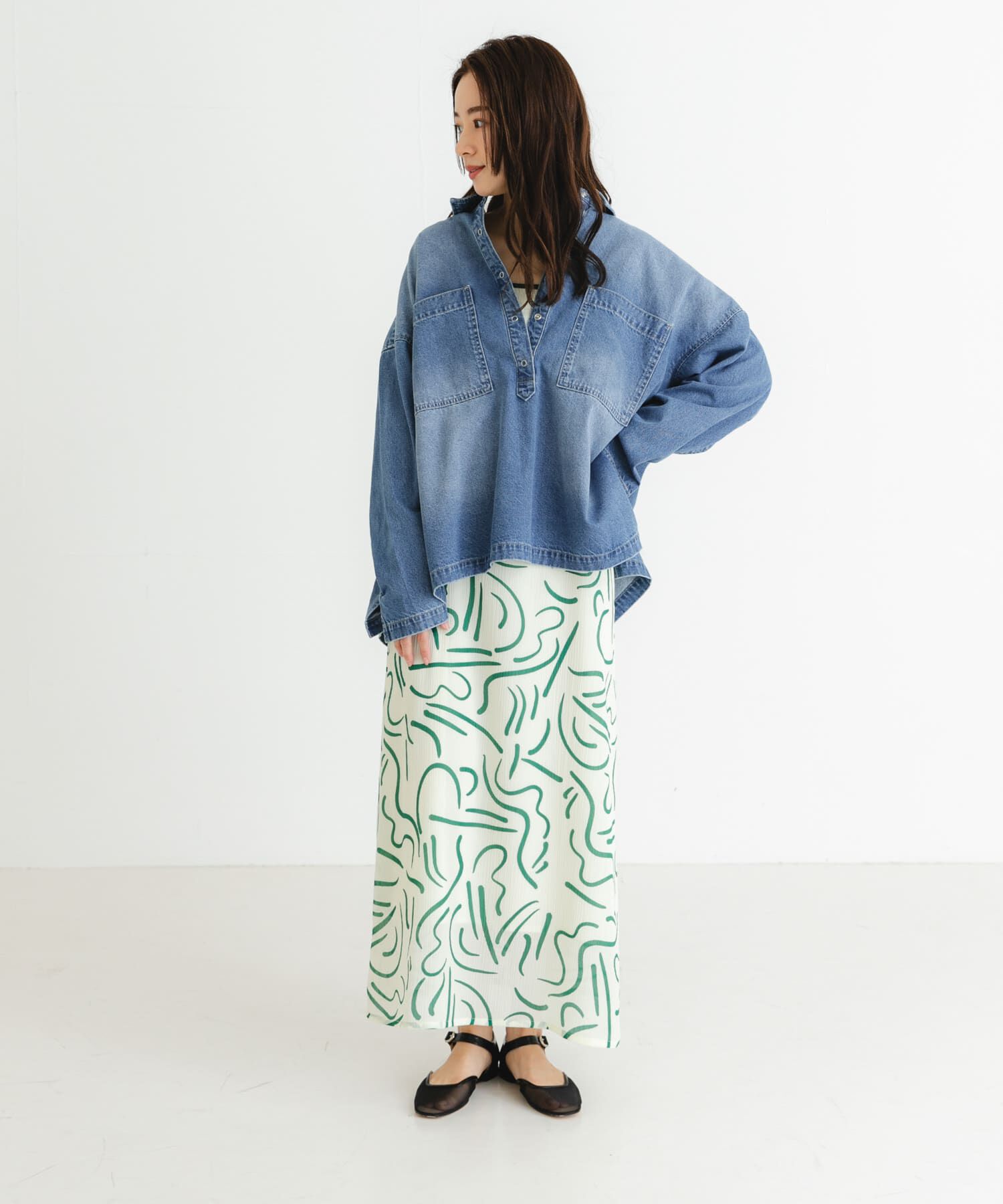 URBAN RESEARCH「『イージーケア』ドローイングアートプリントワンピース」|ワンピース|