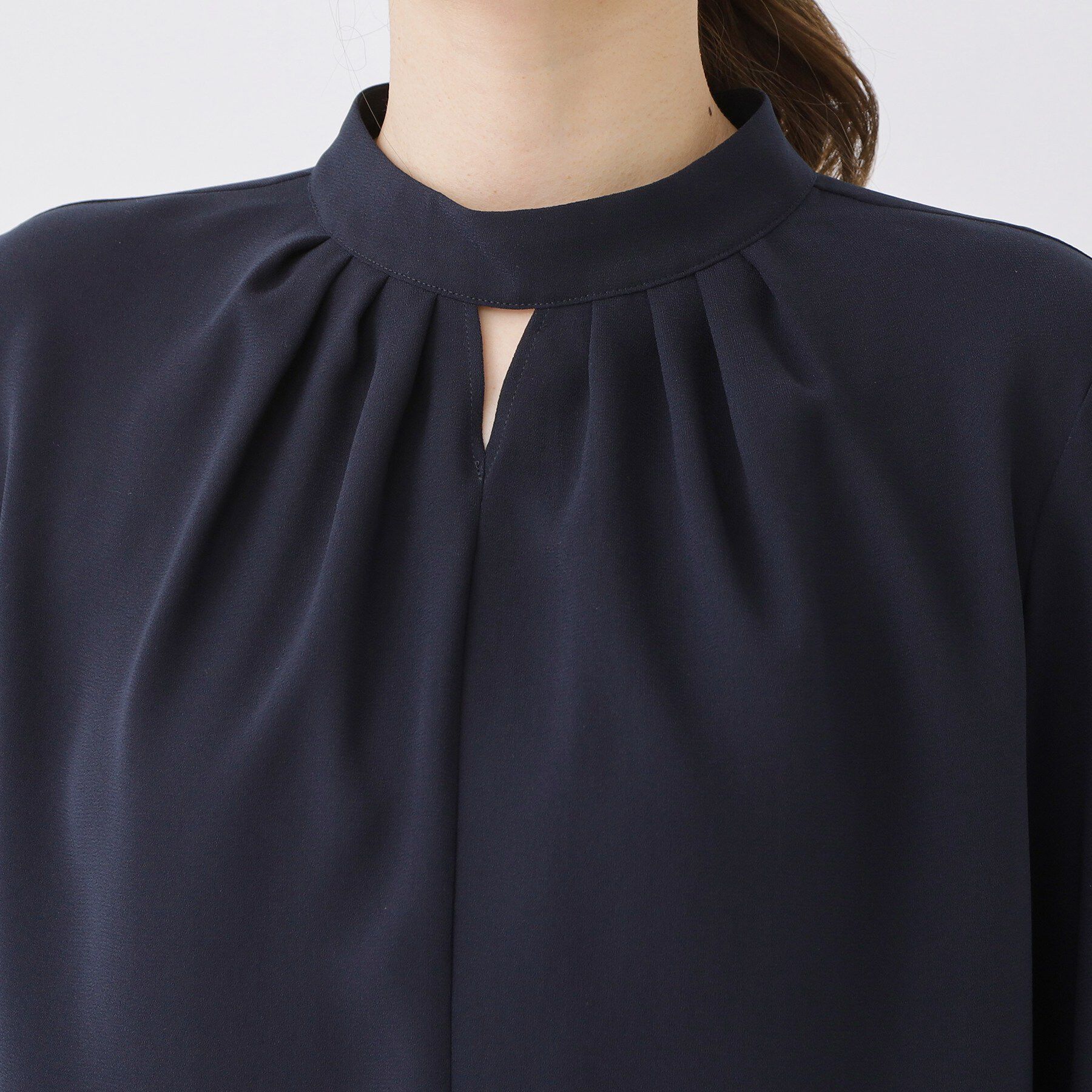 COUP DE CHANCE「【手洗い可／日本製／一枚着／ジャケットイン】ネックデザインブラウス」|シャツ・ブラウス|