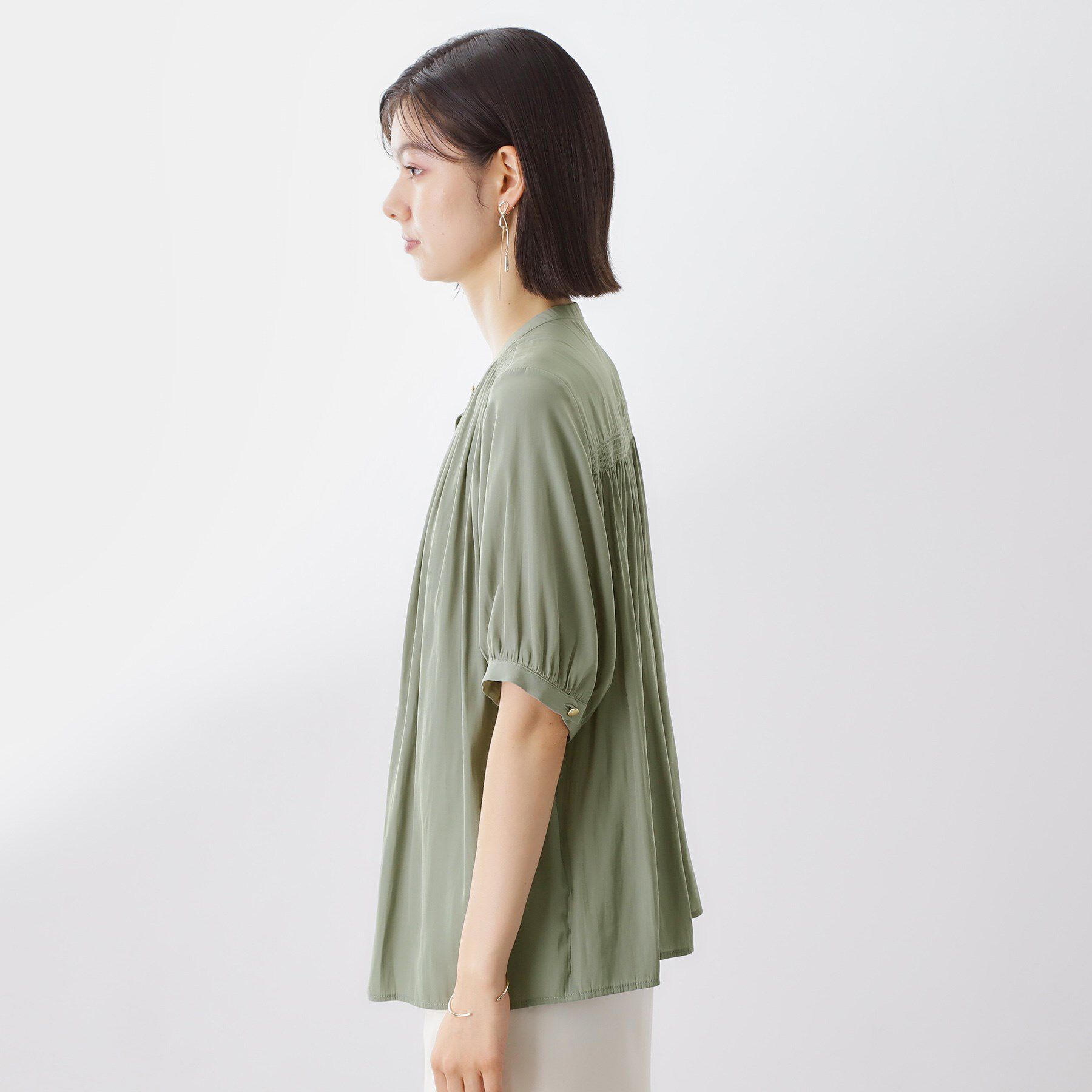 THE SHOP TK「【インしなくも決まる】サテンギャザー5分袖ブラウス」|シャツ・ブラウス|
