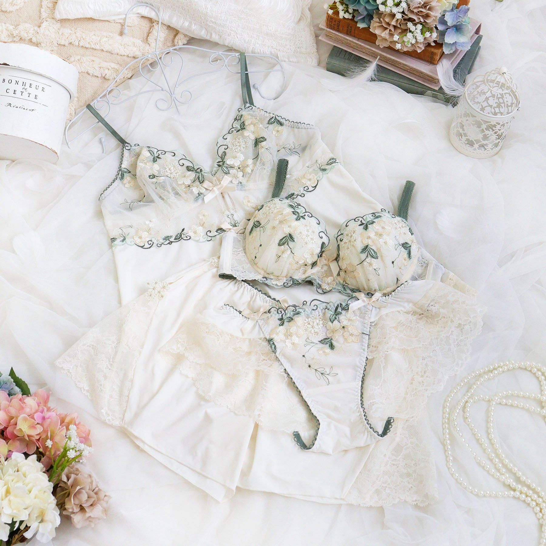 Risa Magli「エリアン ブラジャー (B-C) ＜Side Shape（サイドシェイプ）＞」|インナー|