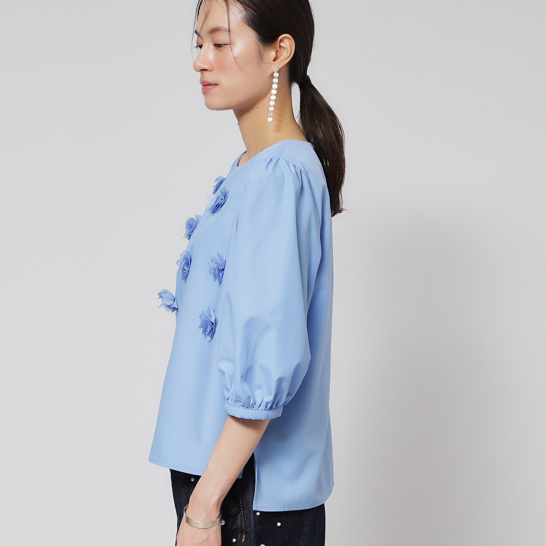 SunaUna「【接触冷感／フラワーモチーフ】パフスリーブブラウス」|シャツ・ブラウス|