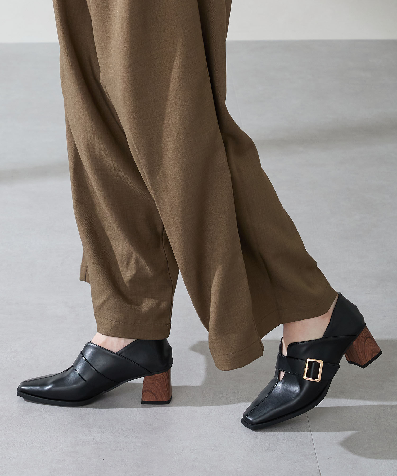 ORiental TRaffic「ウッドヒールベルトパンプス/51303」|パンプス|