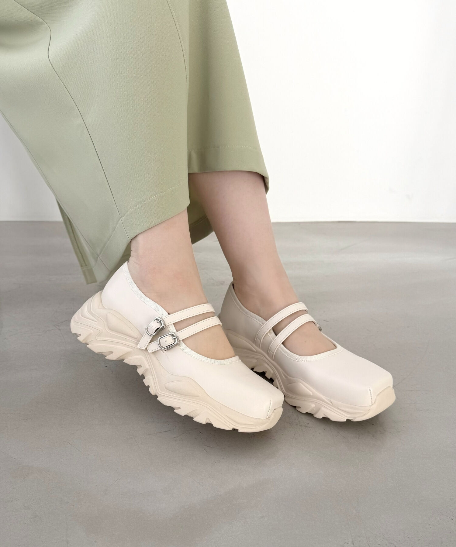 ORiental TRaffic「●2026春夏新作●ダブル ストラップ スニーカー ソール シューズ /61107」|パンプス|