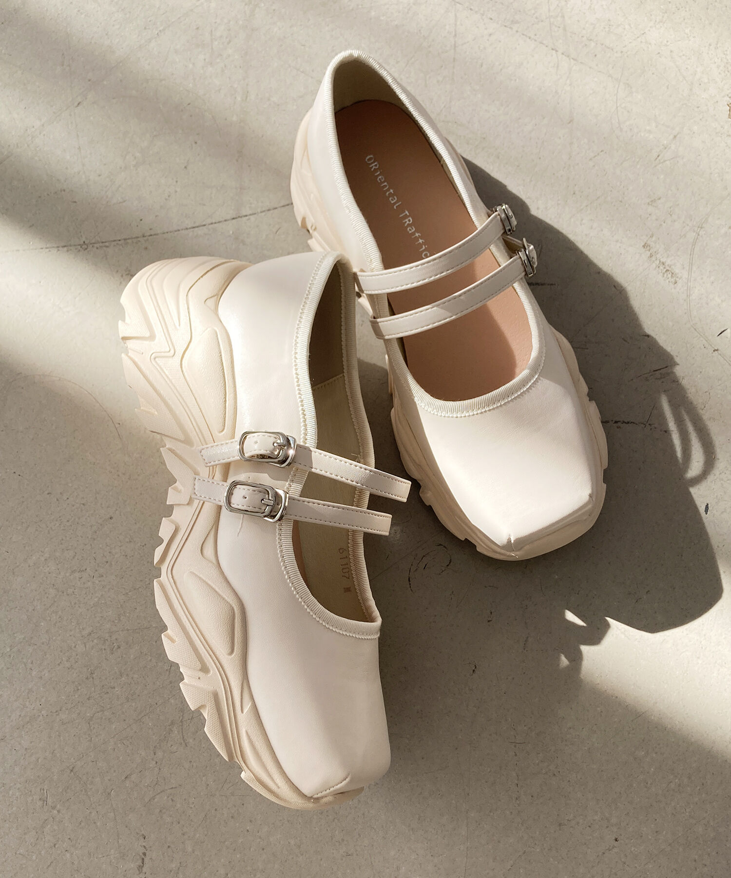 ORiental TRaffic「●2026春夏新作●ダブル ストラップ スニーカー ソール シューズ /61107」|パンプス|