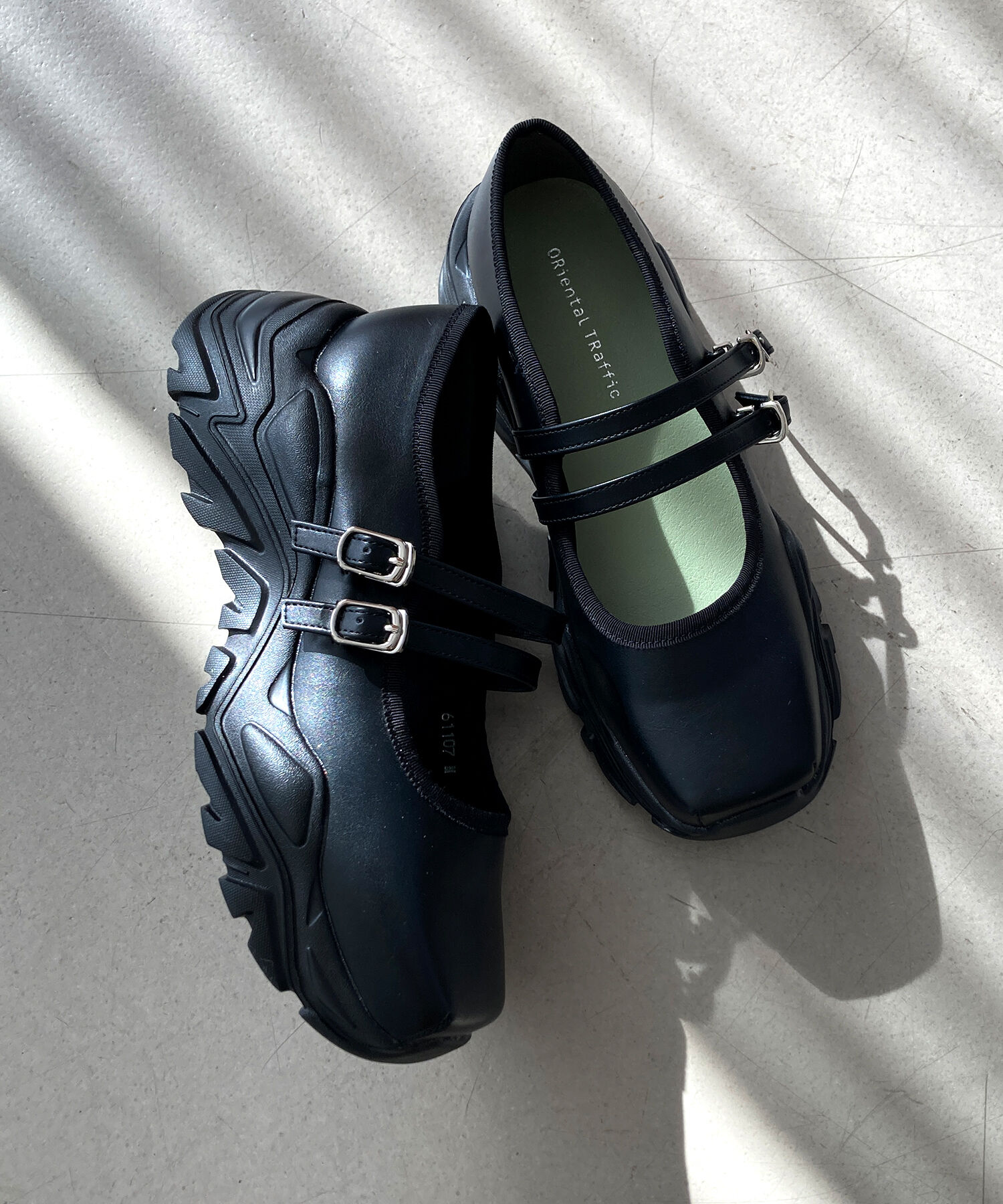 ORiental TRaffic「●2026春夏新作●ダブル ストラップ スニーカー ソール シューズ /61107」|パンプス|