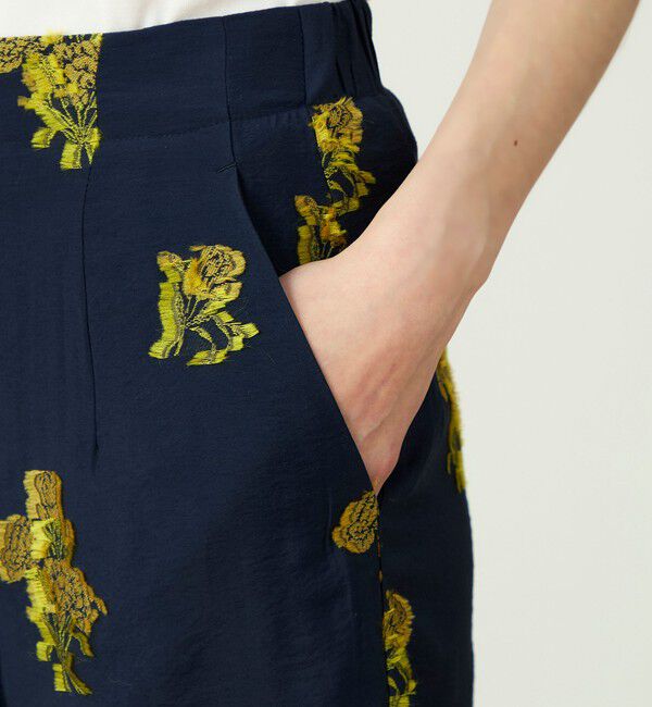 SOULEIADO「カットジャカード タックストレートパンツ」|チノ|