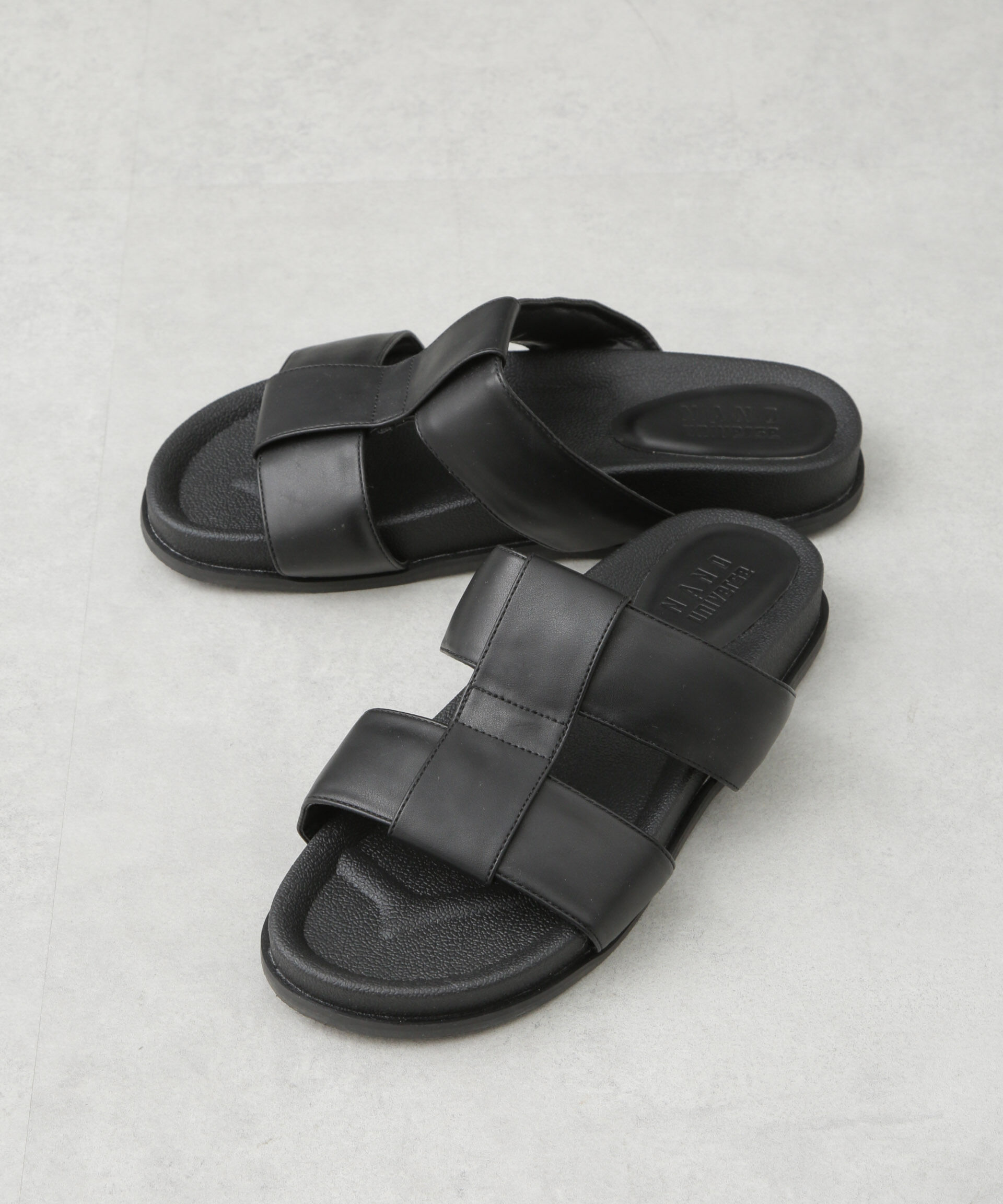 nano･universe「パディングフラットサンダル」|サンダル|