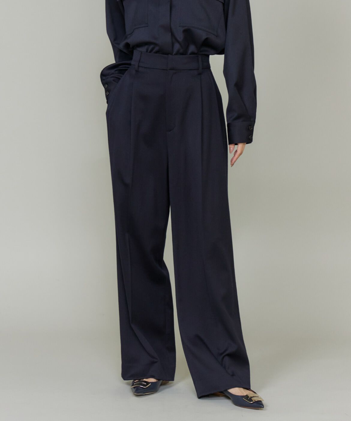 INED「《大きいサイズ》ツータックセミワイドパンツ」|その他|ネイビー