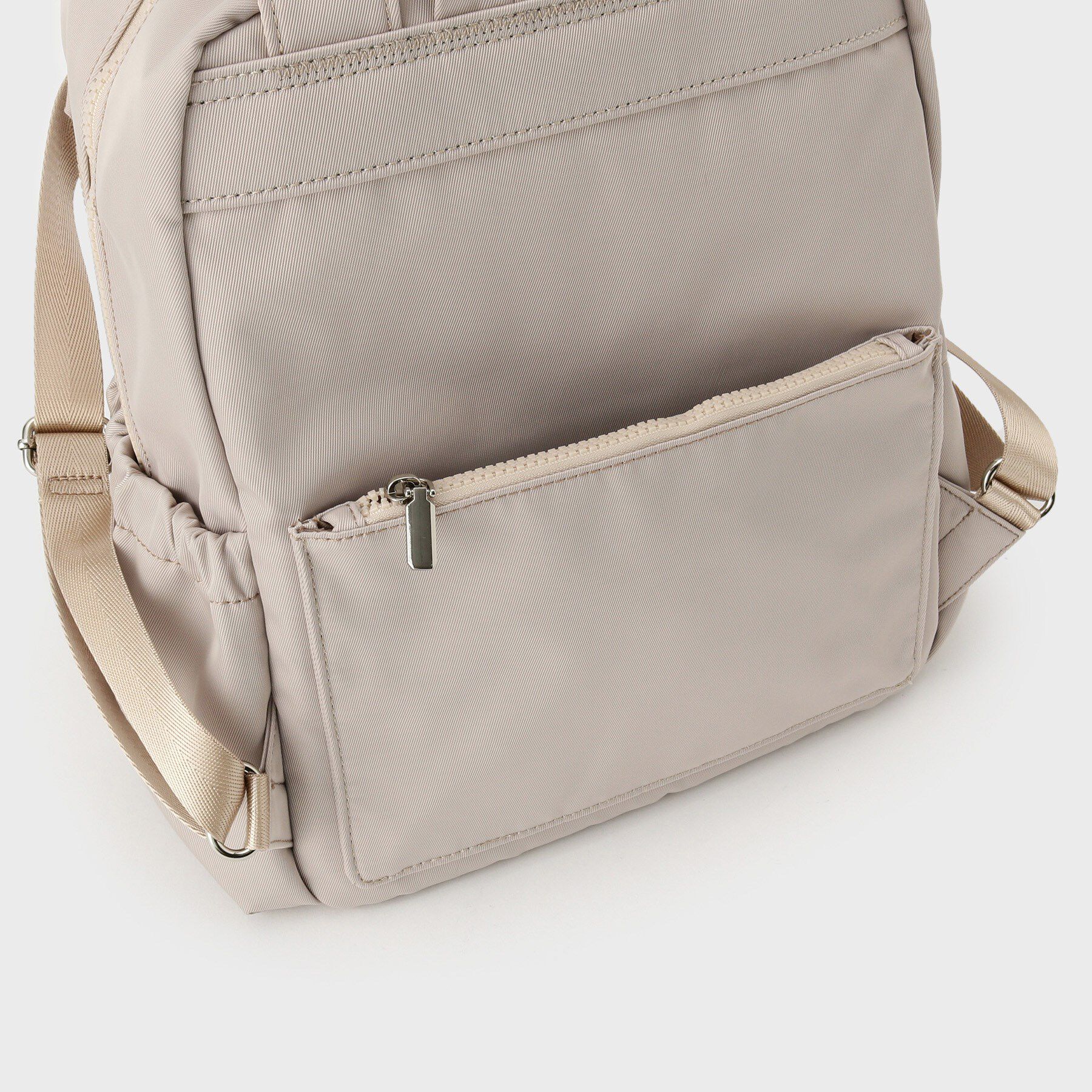 OPAQUE.CLIP「フロントポケットデザインリュック【2WAY／マルチポケット】」|リュック|