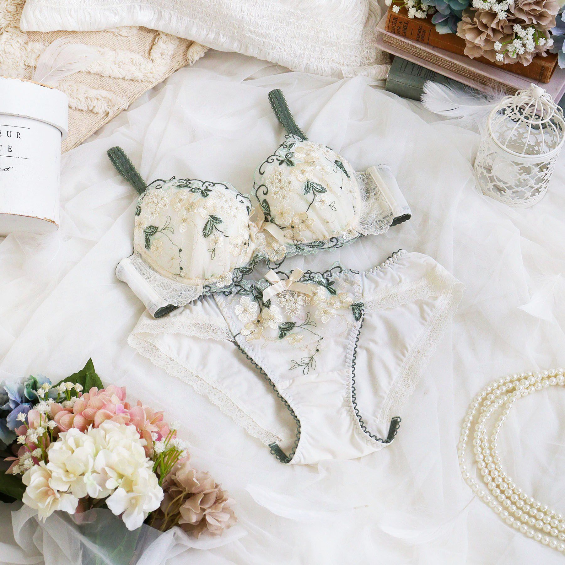 Risa Magli「エリアン ブラジャー (B-C) ＜Side Shape（サイドシェイプ）＞」|インナー|