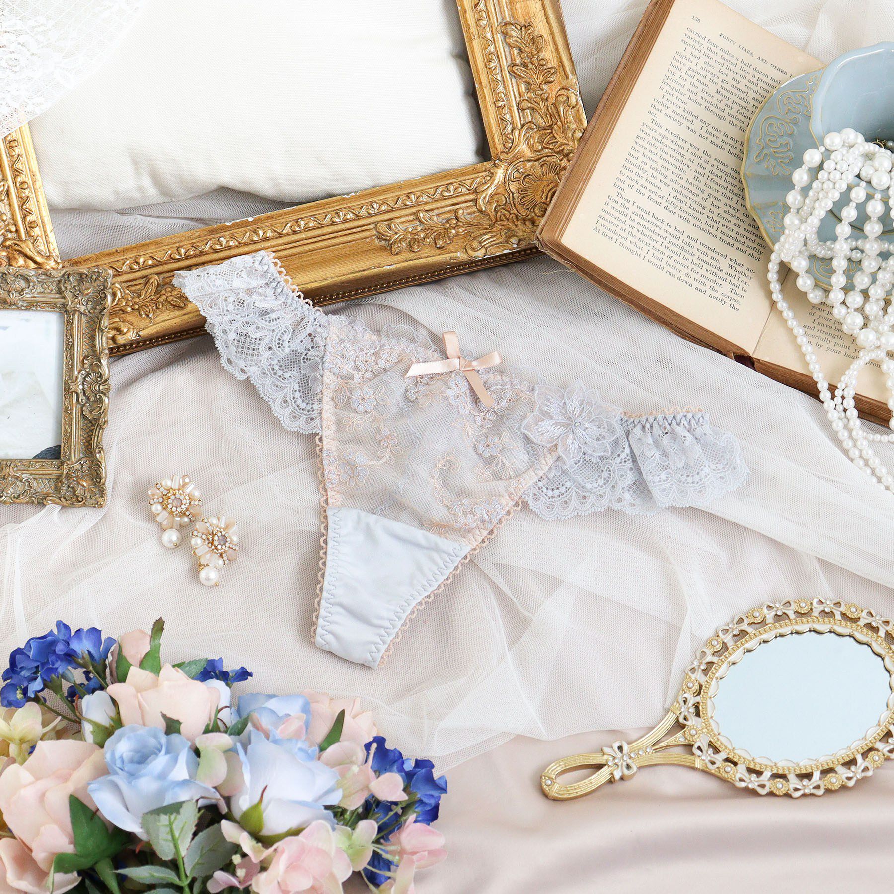 Risa Magli「アルベルタ Tバック」|インナー|ライトグレー(011