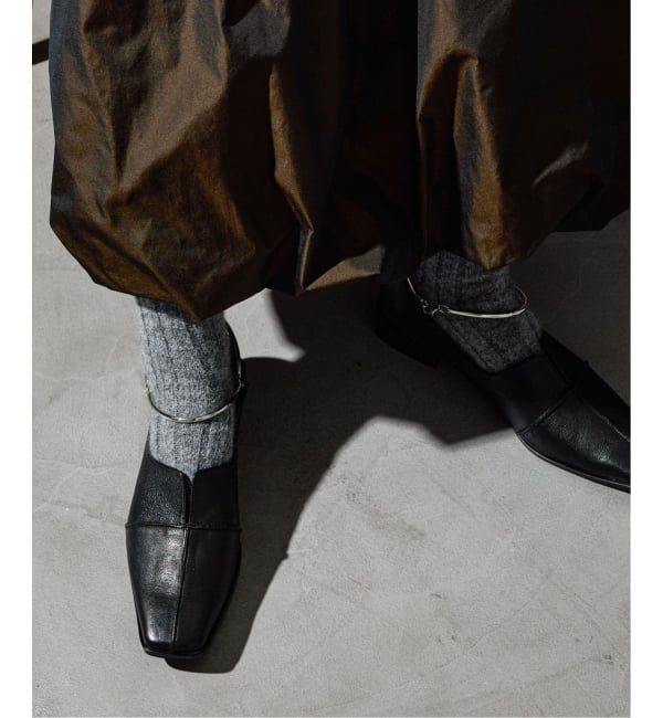 GRISE「《追加》GRISEレザースクエアクロスシームアンクルフラット」|その他|
