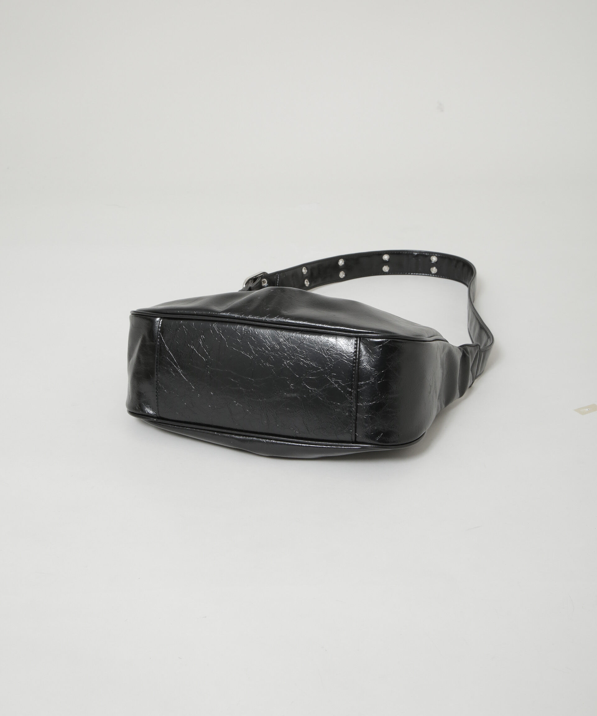 nano･universe「ベルトディテールラウンドショルダーバッグ」|ショルダー・メッセンジャー|