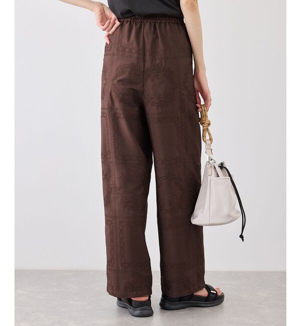 Rope&rsquo;Picnic「スクエア刺繍イージーワイドパンツ」|チノ|