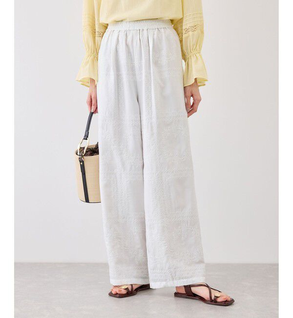 Rope&rsquo;Picnic「スクエア刺繍イージーワイドパンツ」|チノ|