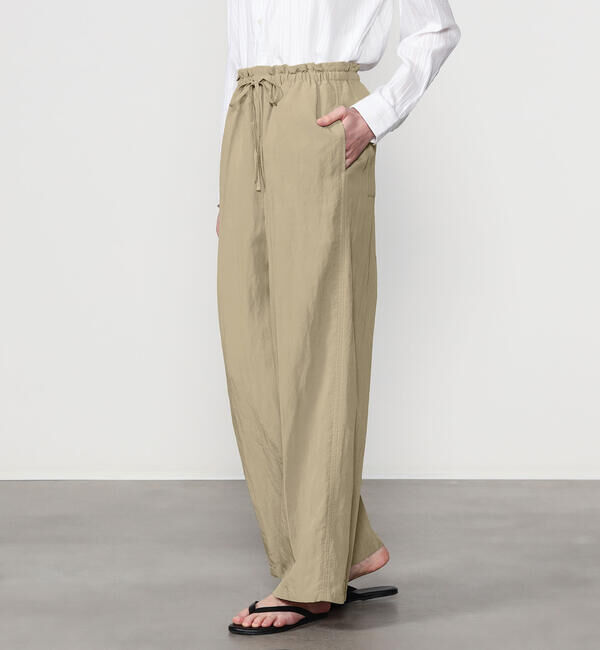  「BRACCAE | テンセルポプリン イージーワイドパンツ WOMEN」|その他|BEIGE