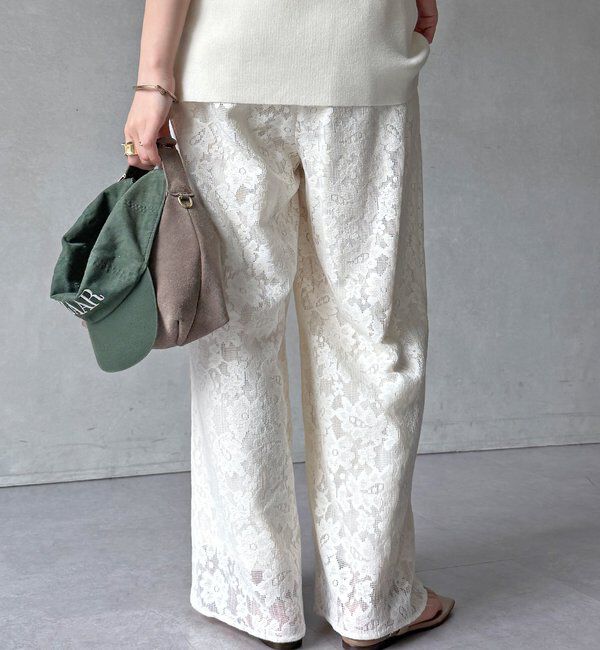  「【WEB限定】フラワーエンブロイダリーイージーパンツ」|チノ|