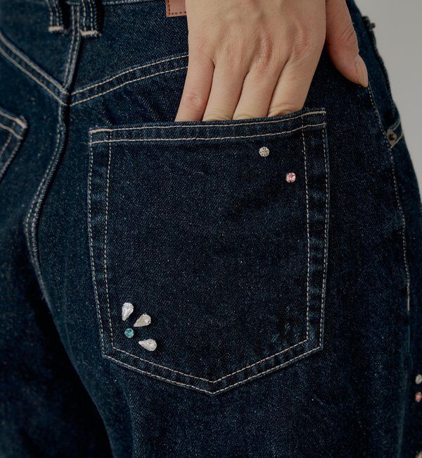  「【SALON by Chico】フラワービジュー付きストレートデニム」|デニム|