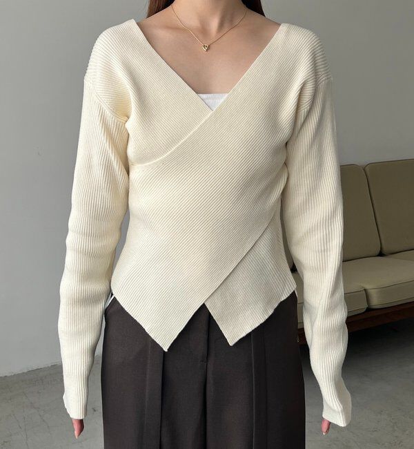  「【新色/ライトベージュ・グレー】クロスVネックニット」|ニット・セーター|