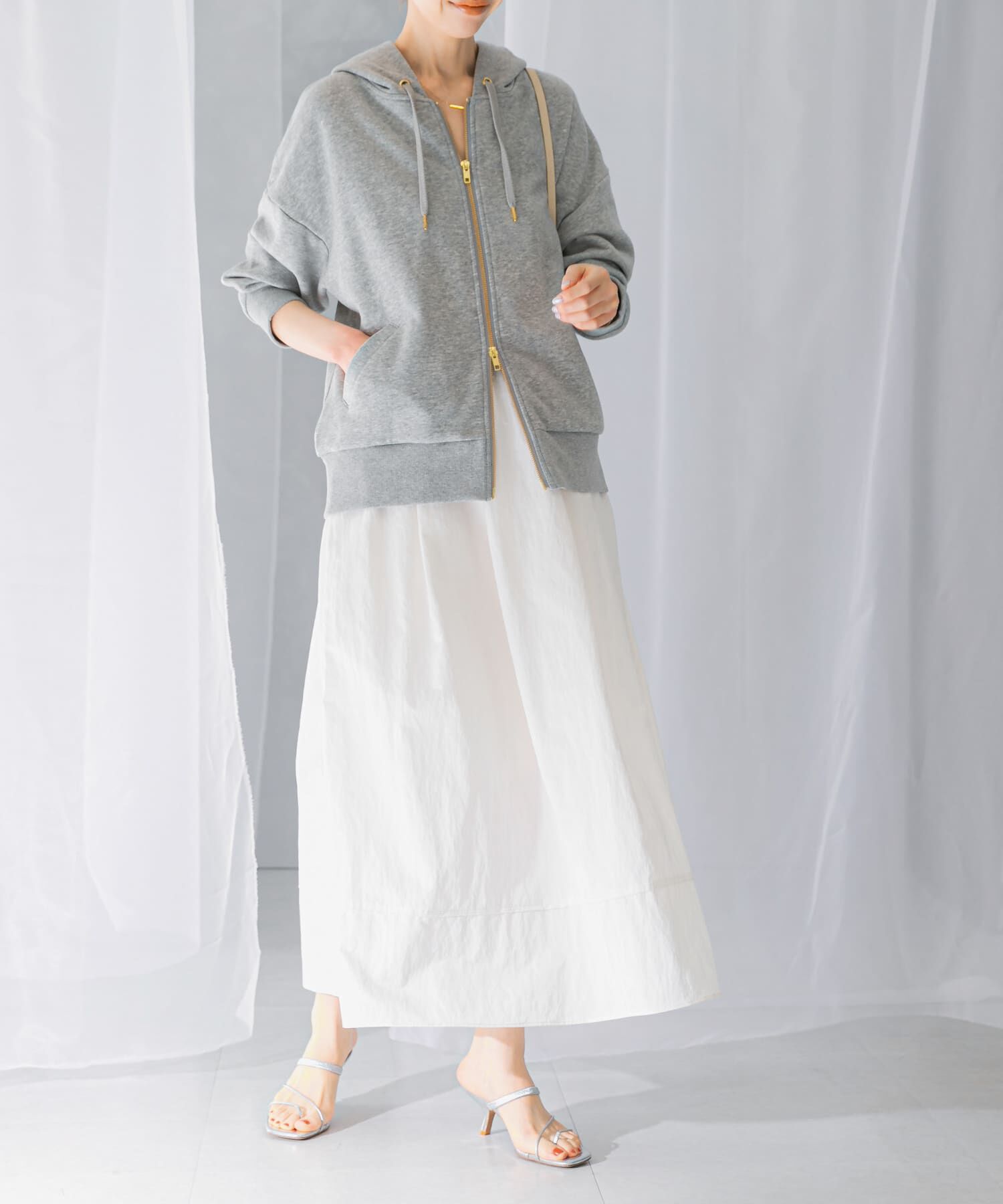 URBAN RESEARCH ROSSO「スリットギャザースカート」|スカート|ホワイト